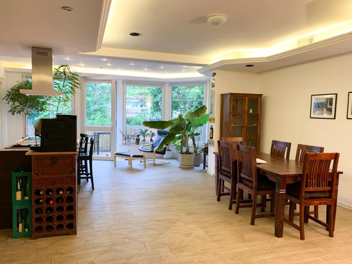 Grosse & Voll Ausgestattete Apartments, Studios, Doppelzimmer, Workspace, Parkplatz, Netflix, Prime & Schnelles Wifi In Ruhiger Lage Mit Garten Rudolstadt Extérieur photo
