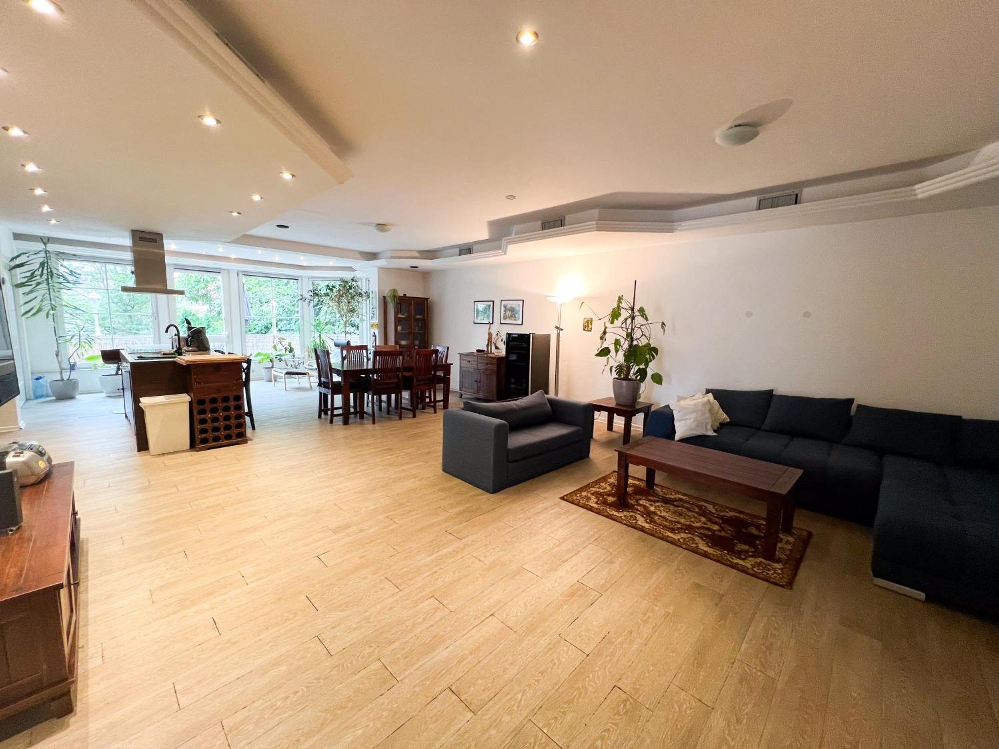 Grosse & Voll Ausgestattete Apartments, Studios, Doppelzimmer, Workspace, Parkplatz, Netflix, Prime & Schnelles Wifi In Ruhiger Lage Mit Garten Rudolstadt Extérieur photo