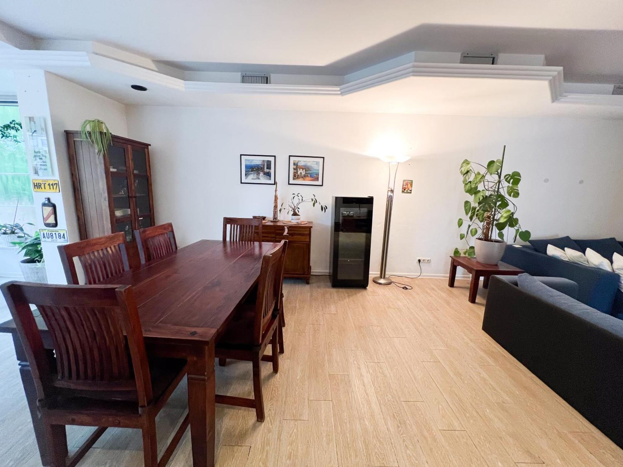 Grosse & Voll Ausgestattete Apartments, Studios, Doppelzimmer, Workspace, Parkplatz, Netflix, Prime & Schnelles Wifi In Ruhiger Lage Mit Garten Rudolstadt Extérieur photo